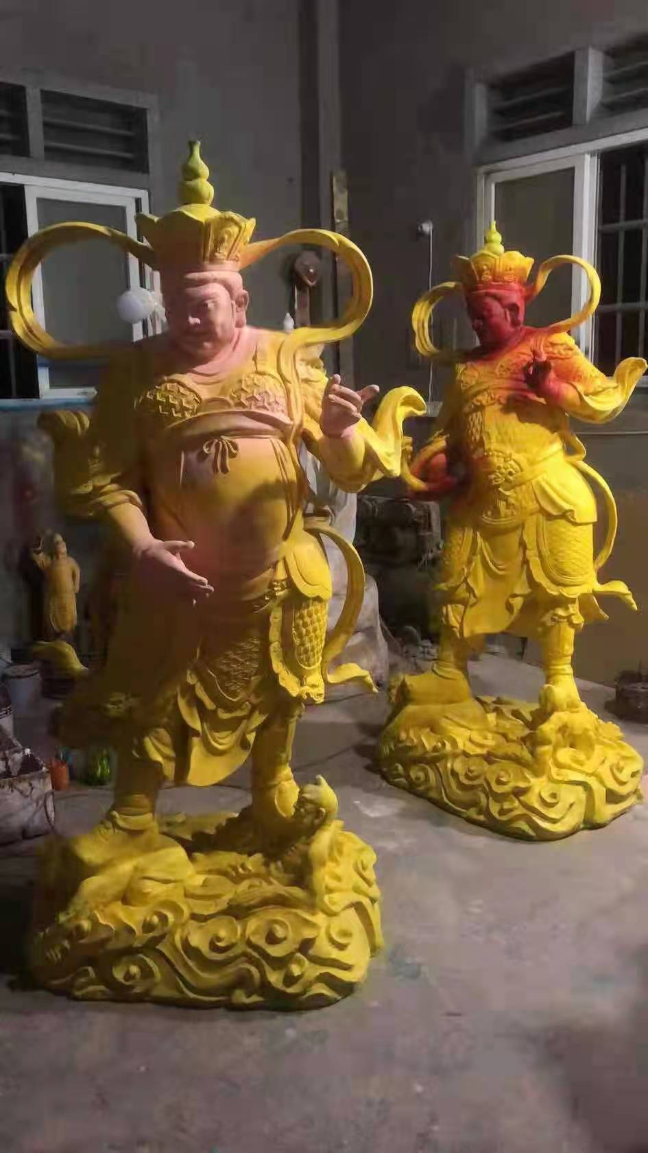 新彩90999四大天王贴金缘起